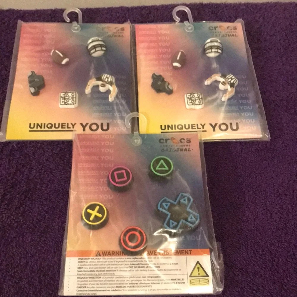 Crocs Jibbitz Gaming & Sports Charm Pack - Black, Neon Accents (Light Up) 3-5pks